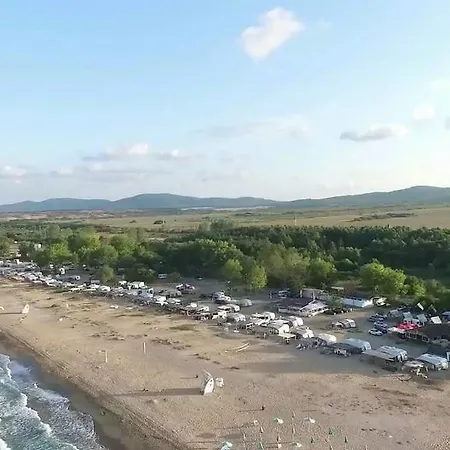 Ξενοδοχείο με διαμερίσματα Black Sea Star Σωζόπολη