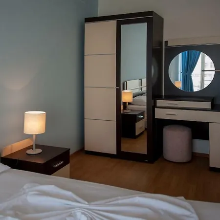 Black Sea Star Apart-hotel 3*