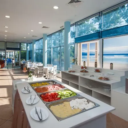 Ξενοδοχείο με διαμερίσματα Black Sea Star