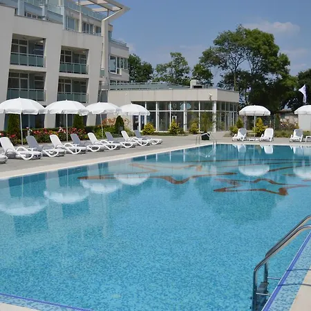 公寓式酒店 Black Sea Star 索佐波尔