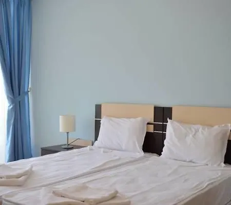Aparthotel Black Sea Star 3*